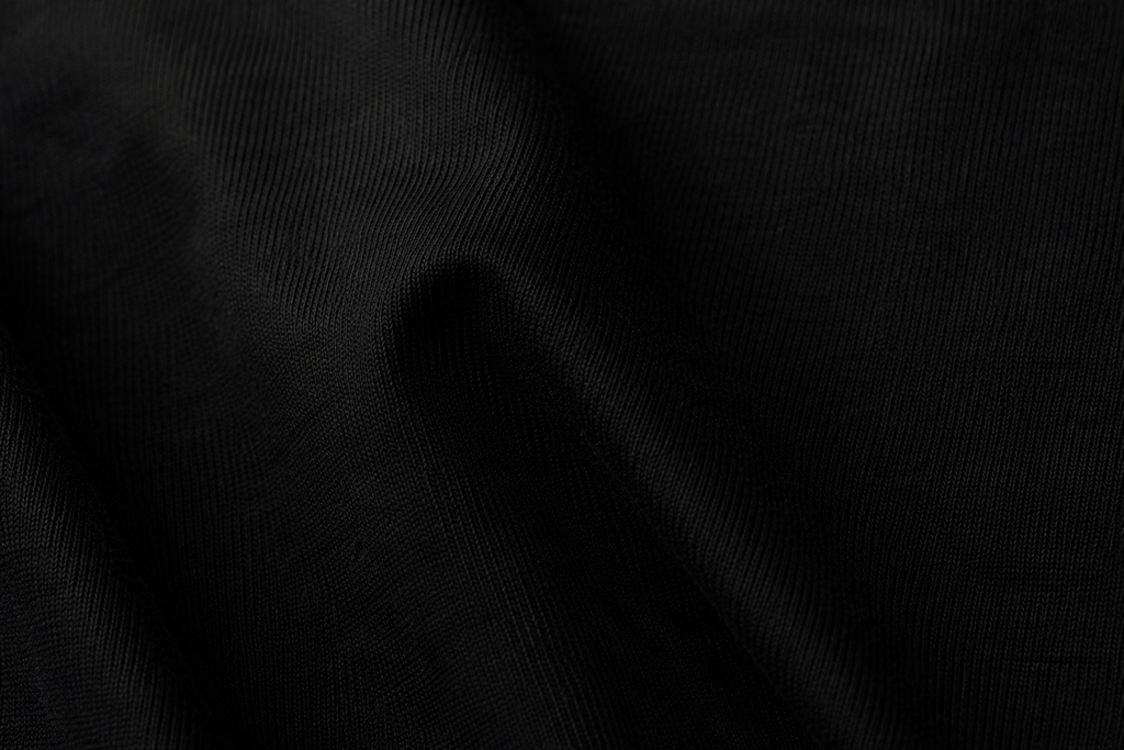 Sudadera + Playera + Tote.