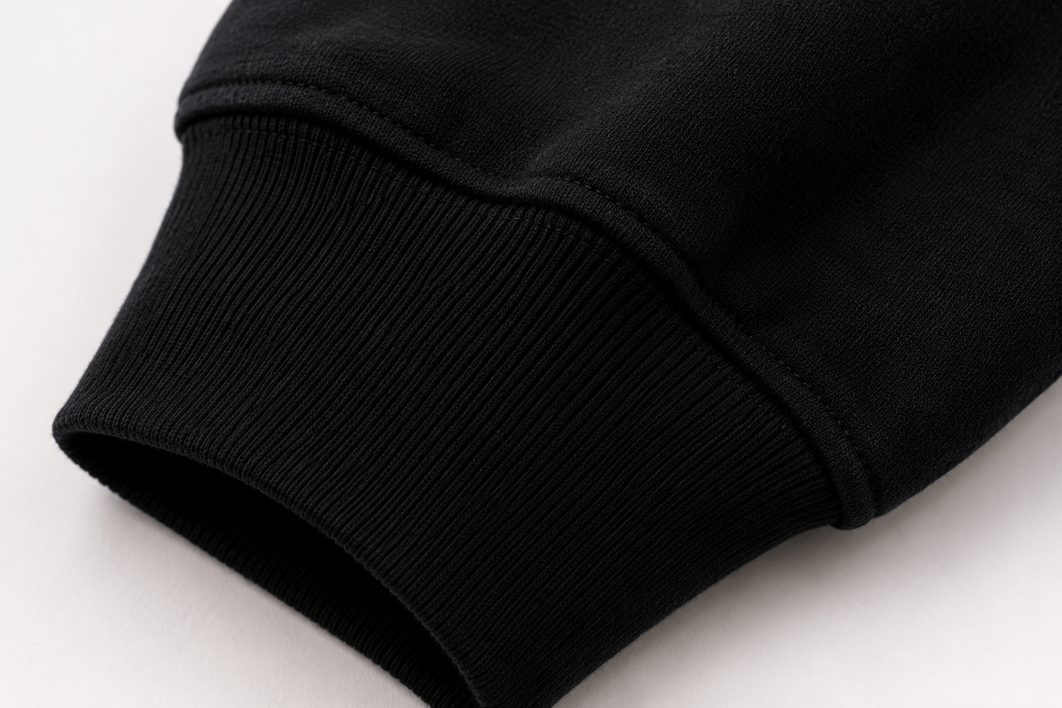 Sudadera + Playera + Tote.